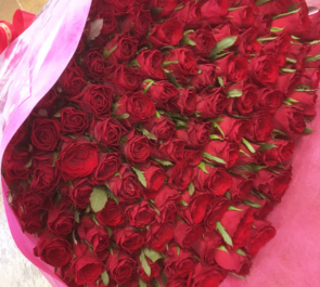 赤バラ108本花束プロポーズ